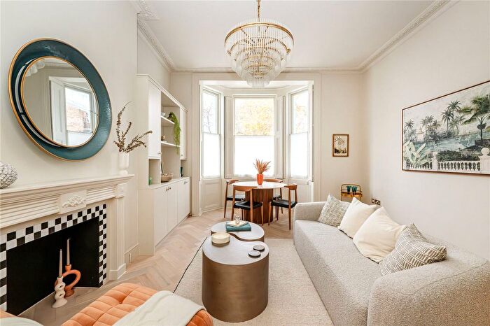 1 Bedroom Flat For Sale In Colville Terrace, Notting Hill, London, W11