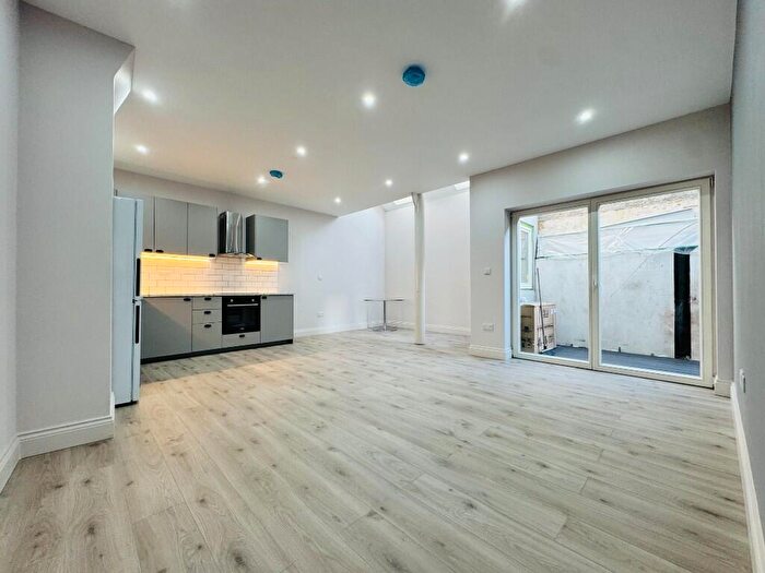 1 Bedroom Apartment To Rent In Winchester Street, Basingstoke, Hampshire, RG21