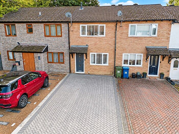 2 Bedroom Terraced House For Sale In Merton Close, Owlsmoor, Sandhurst, Berkshire, GU47