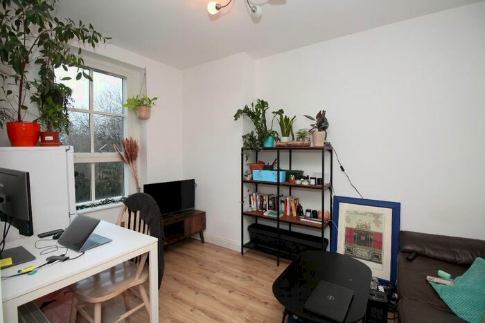 1 Bedroom Flat To Rent In Wilmot Street, London, E2