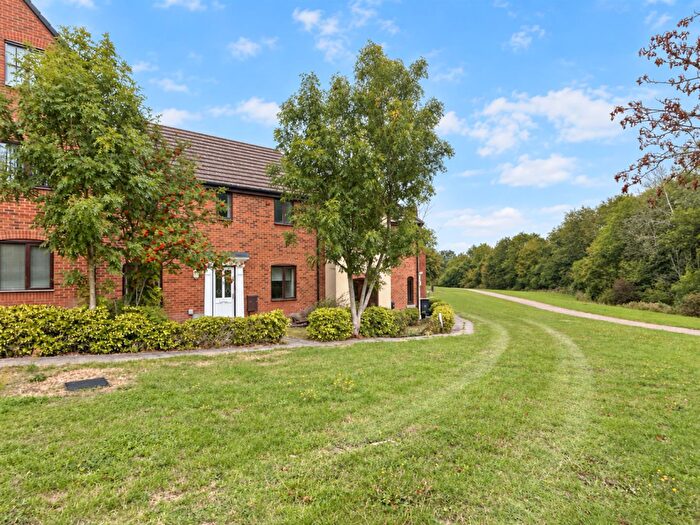 3 Bedroom House For Sale In Babylon Grove, Westcroft, Milton Keynes, MK4