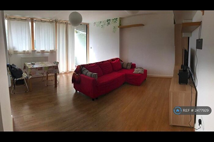 2 Bedroom End Of Terrace House To Rent In Gwen Morris House, London, SE5