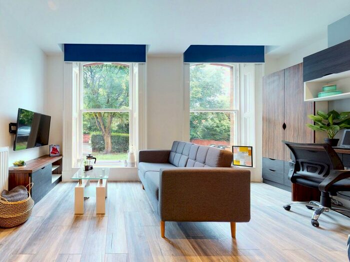 Studio To Rent In Hyde Terrace, Leeds, West Yorkshire, LS2