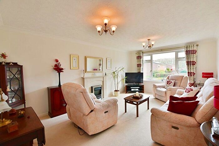 4 Bedroom Detached House For Sale In Canterbury Drive, Heighington, Lincoln, LN4