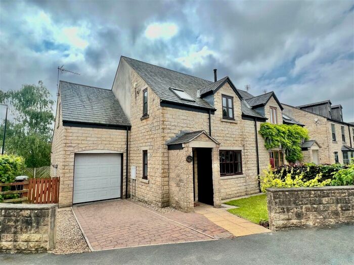 4 Bedroom Semi-Detached House For Sale In Aberford, Beckside, LS25