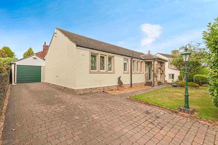 3 Bedroom Detached Bungalow For Sale In Savile Place, Mirfield, WF14