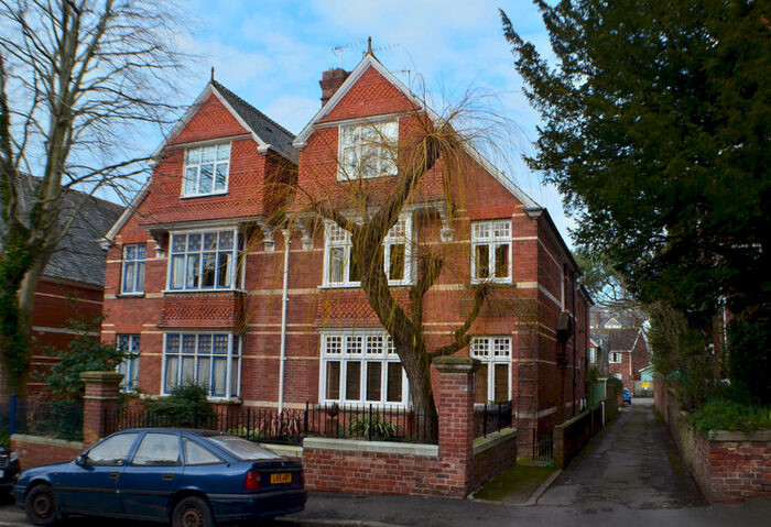 1 Bedroom Apartment To Rent In Top Floor, , Prospect Park, Exeter, Devon, EX4