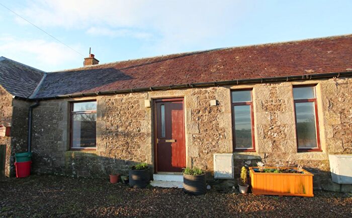 2 Bedroom Semi-Detached Bungalow To Rent In Dunning, PH2