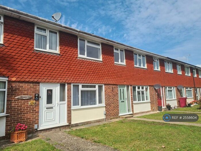3 Bedroom Terraced House To Rent In Dunstall Close, Tilehurst, Reading, RG31