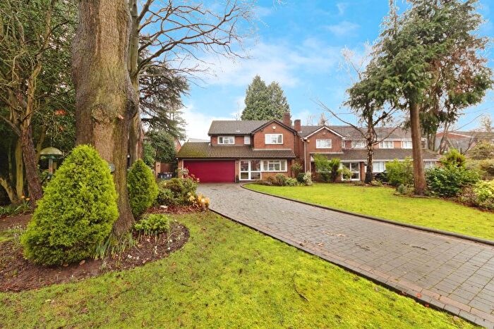 4 Bedroom Detached House For Sale In Hayfield Gardens, Birmingham, B13