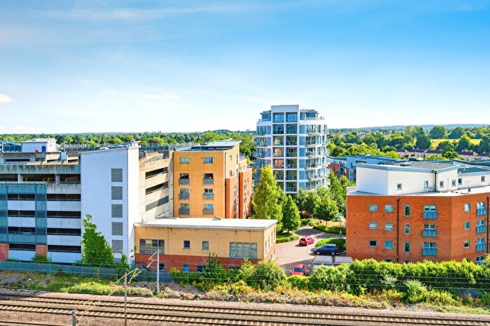1 Bedroom Apartment For Sale In Grosvenor Road, St. Albans, AL1