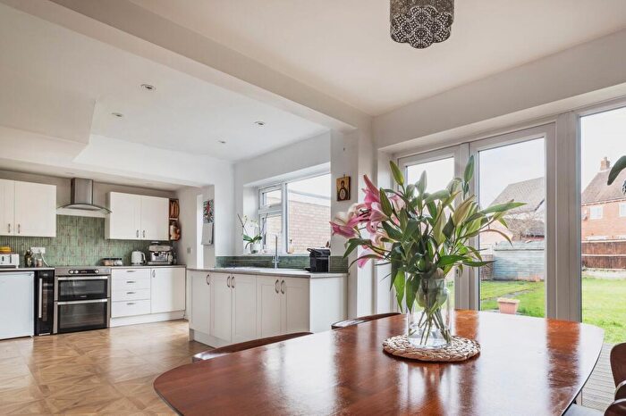 3 Bedroom Semi Detached House For Sale In Derwent Road, Barrow Upon Soar, LE12