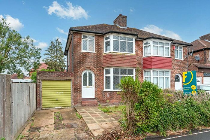3 Bedroom Semi-Detached House To Rent In Beverley Drive, Edgware, HA8