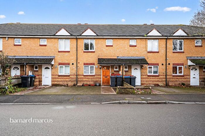 3 Bedroom Terraced House For Sale In Belgrave Road, Mitcham, CR4