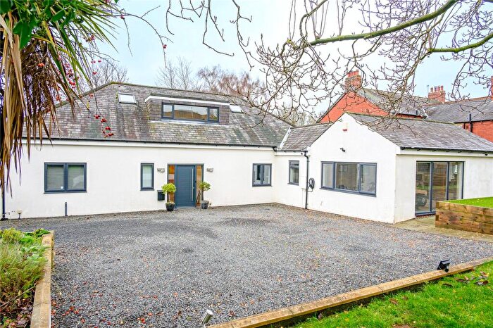 4 Bedroom Detached House For Sale In Whitegate, East Keswick, LS17