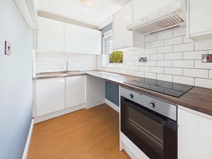 Studio For Sale In Hartley Gardens, Tadley, RG26