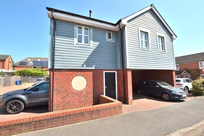 2 Bedroom Flat For Sale In The Coach House, St. James Close, Fleet, GU51