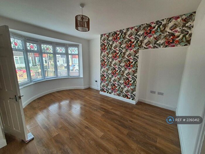 2 Bedroom Terraced House To Rent In Campion Avenue, Hull, HU4