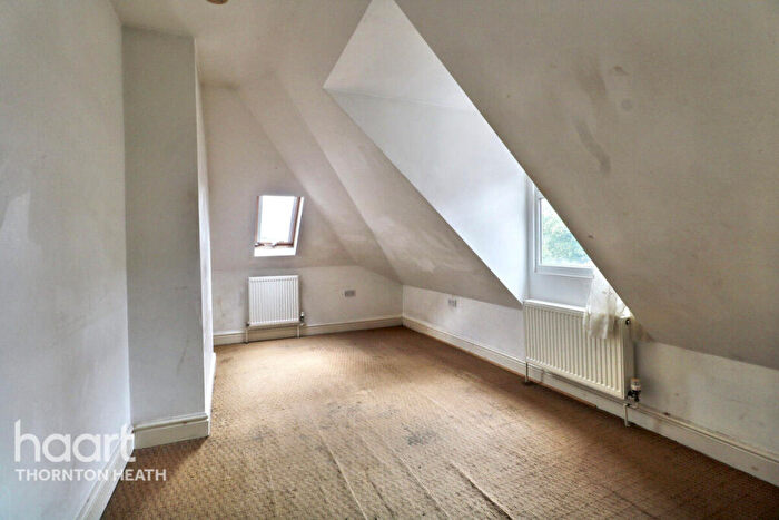 2 Bedroom Flat For Sale In Melfort Road, Thornton Heath, CR7