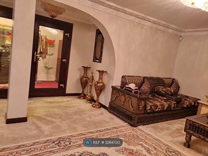 4 Bedroom Terraced House To Rent In Martindale Road, Hounslow, TW4