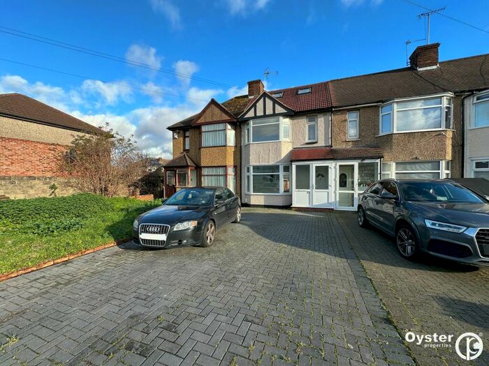 4 Bedroom Terraced House To Rent In Greenwood Avenue, Enfield, EN3