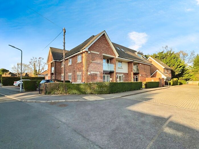 2 Bedroom Flat To Rent In Grange View, Hazlemere, High Wycombe, HP15