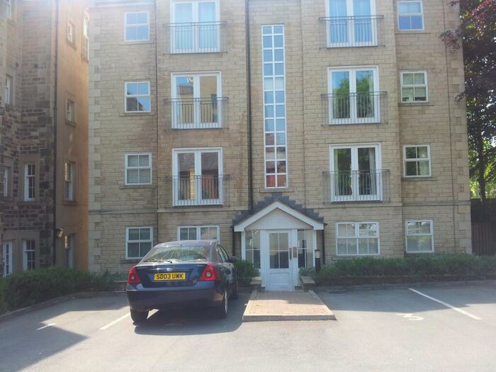 2 Bedroom Apartment To Rent In Fenton Court, Lancaster, LA1