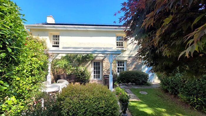 5 Bedroom Detached House For Sale In Penhallow, Truro, TR4
