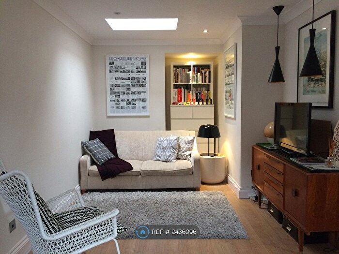 1 Bedroom Flat To Rent In Stapleton Hall Road, London, N4