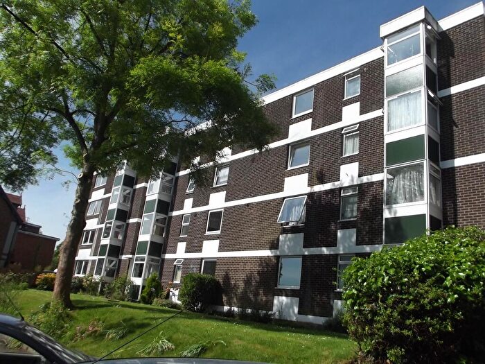 2 Bedroom Apartment To Rent In Elm Close, Bassett, SO16
