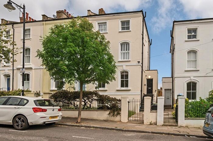 3 Bedroom Flat To Rent In Archway, London, N19