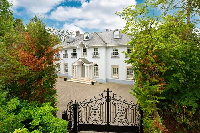 5 Bedroom Detached House To Rent In Egerton Road, Weybridge, Surrey, KT13