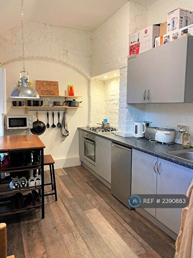 Studio To Rent In Newbould Lane, Sheffield, S10