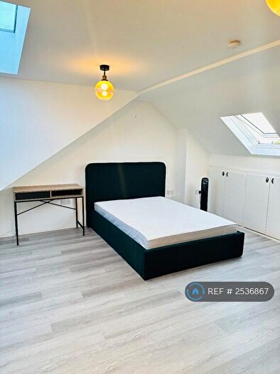 Studio To Rent In Davidson Road, London, CR0