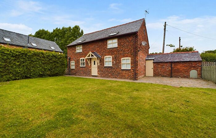 3 Bedroom Barn Conversion For Sale In Bryn Estyn Road, Wrexham, LL13