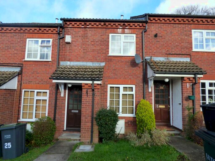 2 Bedroom Terraced House To Rent In Modern Bed To Rent In Sought After Ormsby Close, Luton, LU1