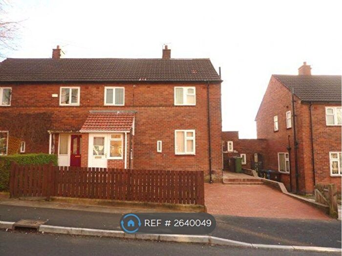 3 Bedroom Semi-Detached House To Rent In Beech Mount, Ashton-Under-Lyne, OL7