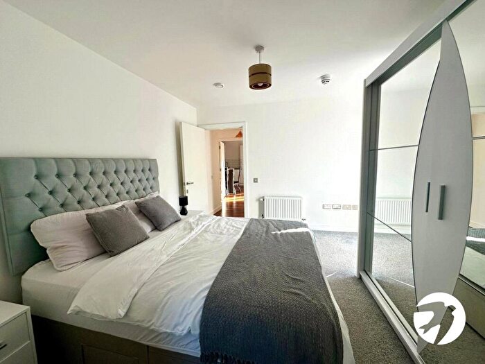 2 Bedroom Flat For Sale In Thurston Road, London, SE13