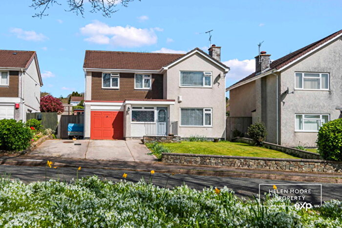 4 Bedroom Detached House For Sale In Rivers Close, Ivybridge, Devon, PL21