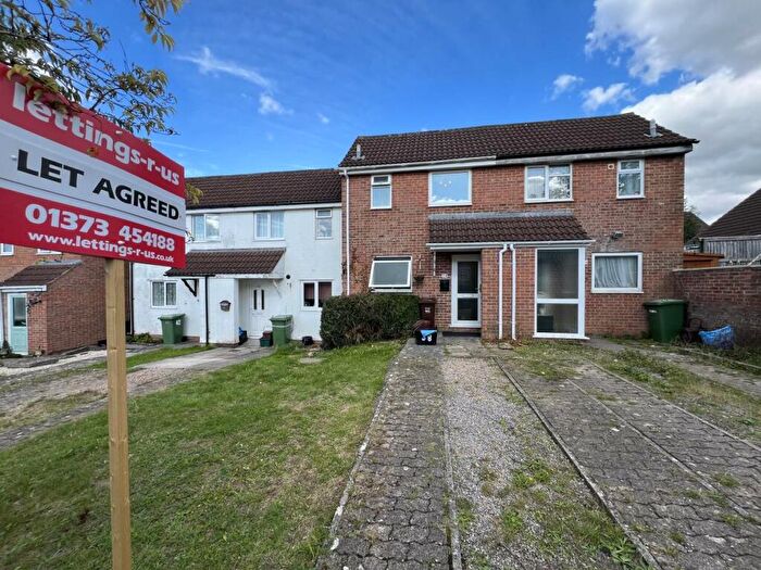 1 Bedroom House To Rent In Nightingale Avenue, Frome, Somerset, BA11