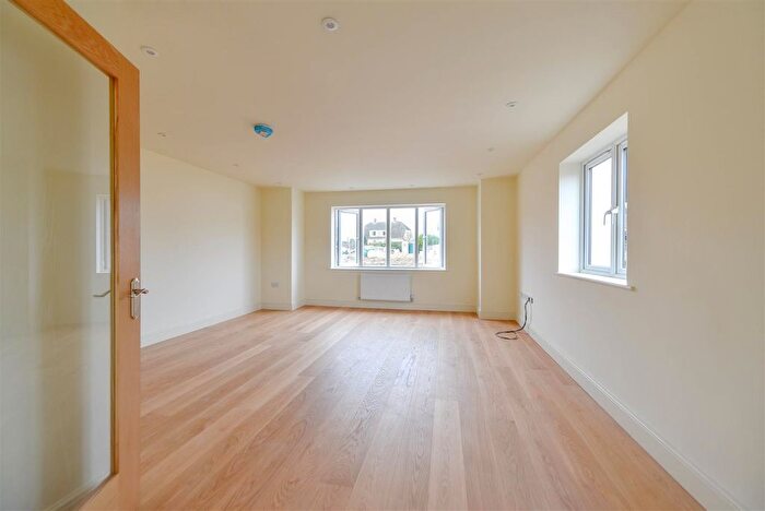 4 Bedroom Detached House For Sale In Long Street, Hanslope, Milton Keynes, MK19