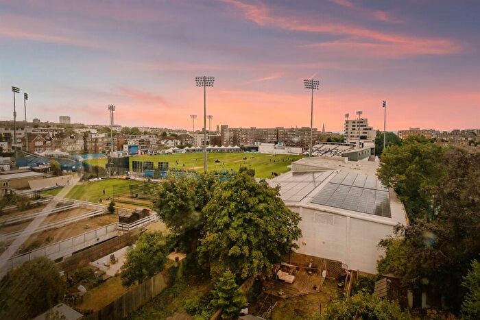 Flat For Sale In Cromwell Road, Hove, BN3