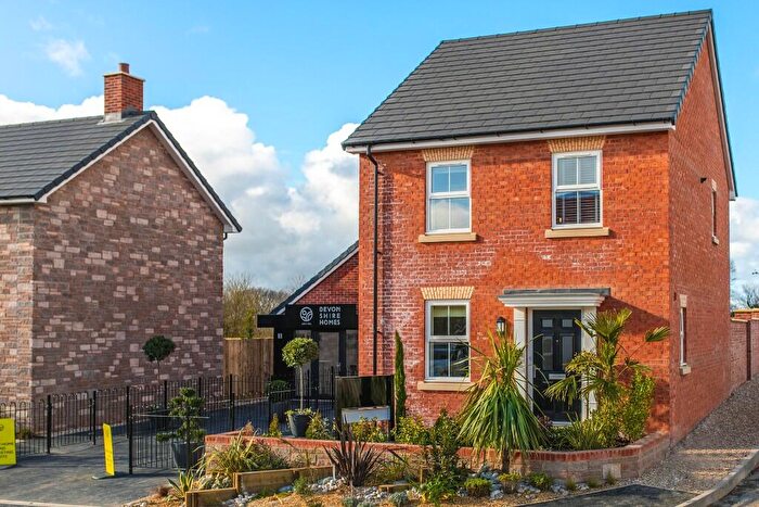 3 Bedroom Detached House For Sale In Lacey Avenue, Bideford, EX39