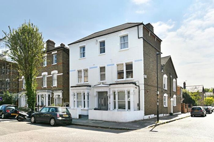 1 Bedroom Flat To Rent In Shaftesbury Road London, N19