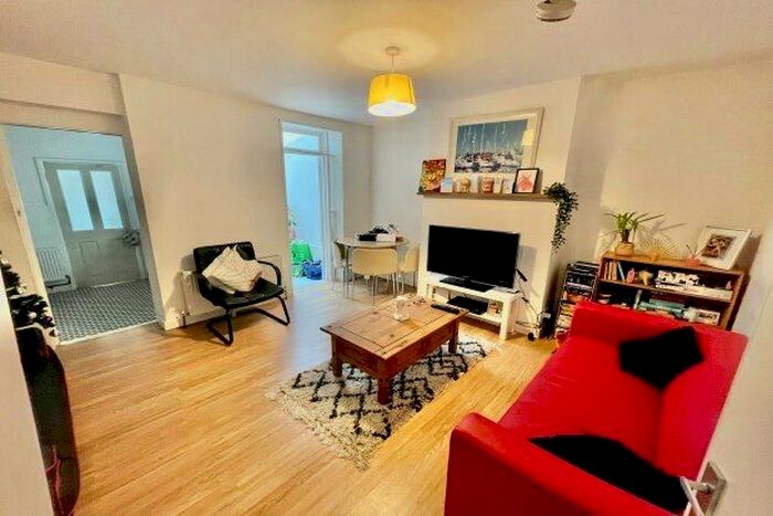 4 Bedroom Terraced House To Rent In Landseer Road, Bath, BA2