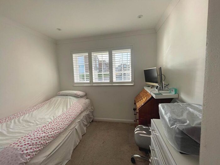 2 Bedroom Bungalow For Sale In Greenacre Drive, Walmer, CT14