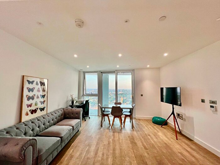 1 Bedroom Flat To Rent In Gladwin Tower, Nine Elms, SW8