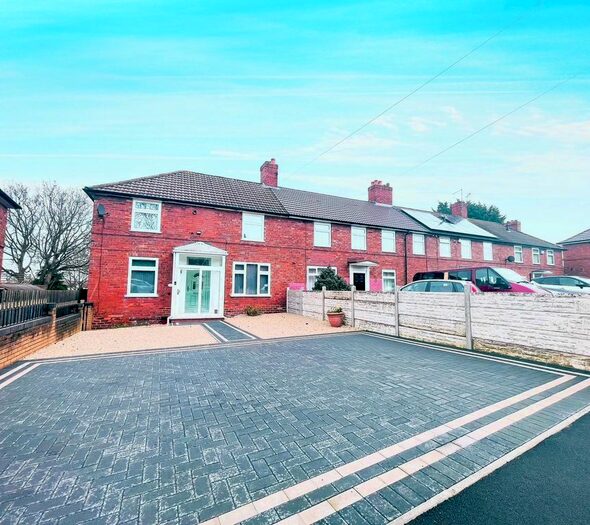 4 Bedroom Property To Rent In Gladstone Street, West Bromwich, B71