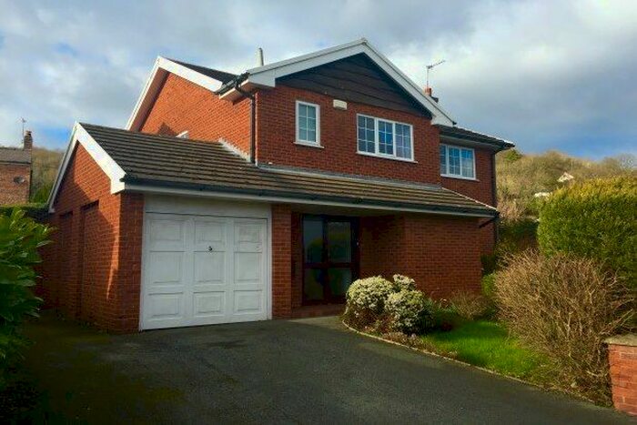 4 Bedroom Property To Rent In Cymau, Wrexham LL11