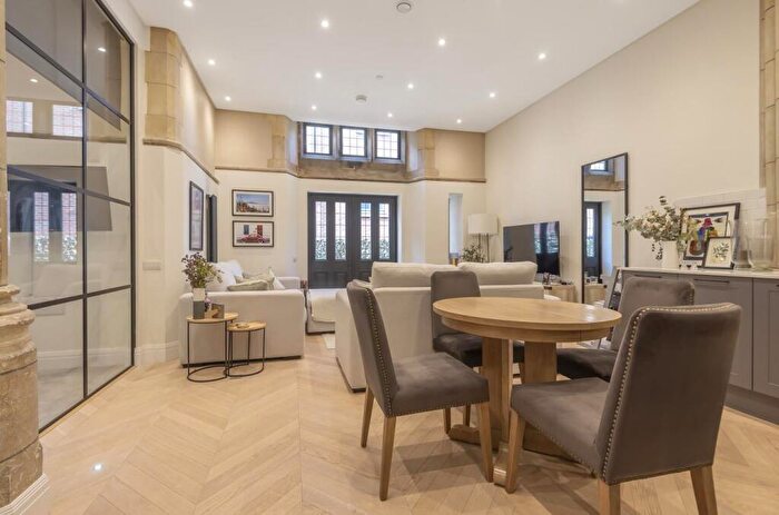1 Bedroom Flat To Rent In Holden Road, Woodside Park, N12